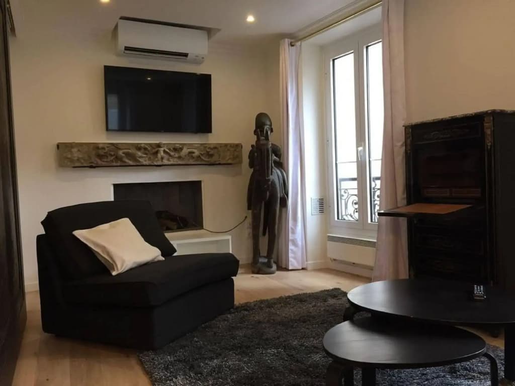 Bellechasse Suite Apartment - Photo 2