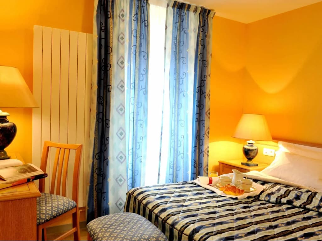 Le Continental - Photo 2
