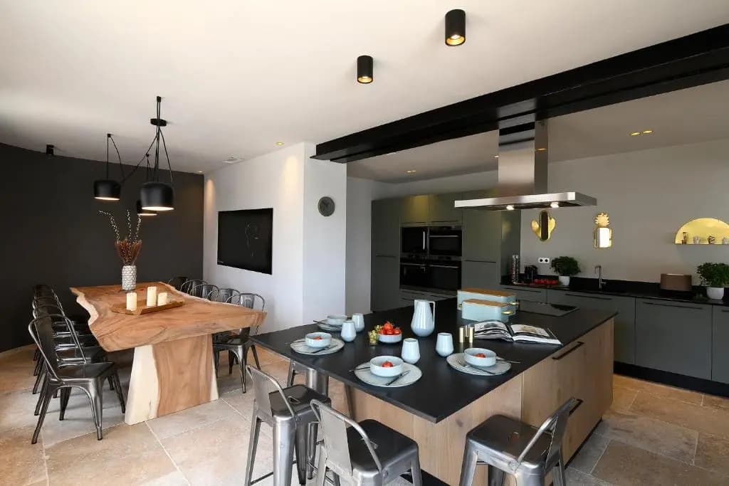 Les Loges En Provence "Villa 360" - Miniature 8