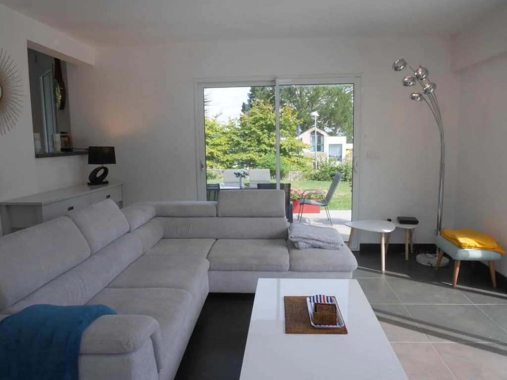 Comfortable Holiday Home With Partial sea Views, Douarnenez-treboul - Photo 2
