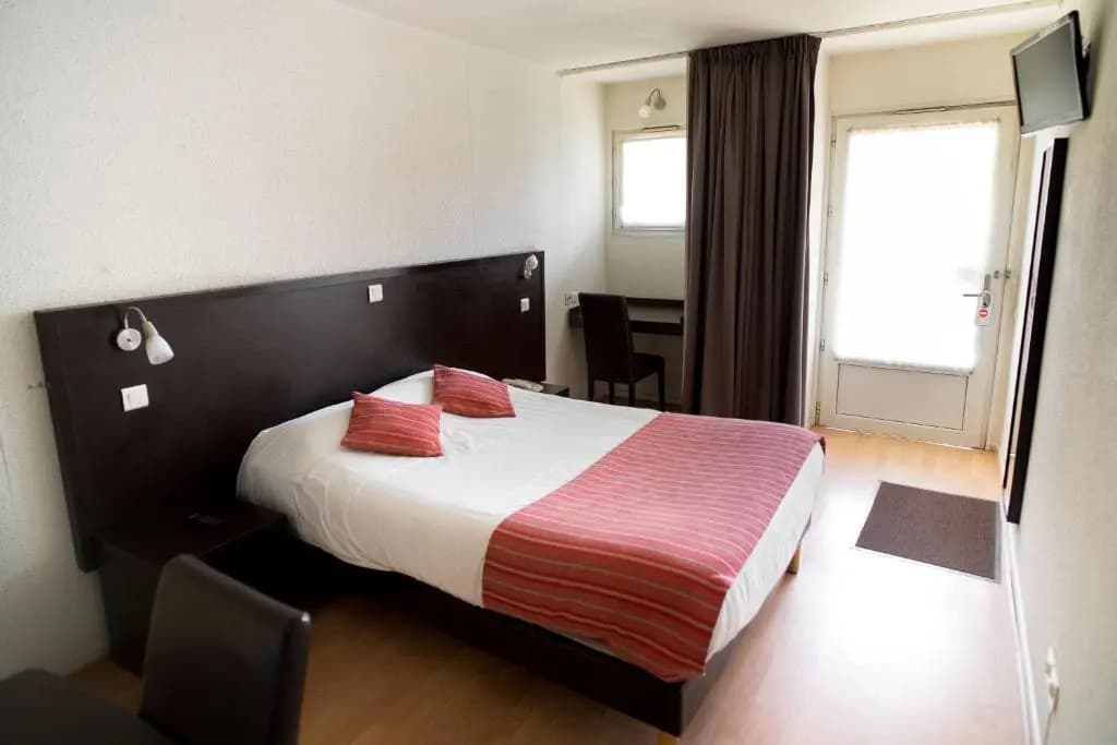 Top Motel - Photo 5