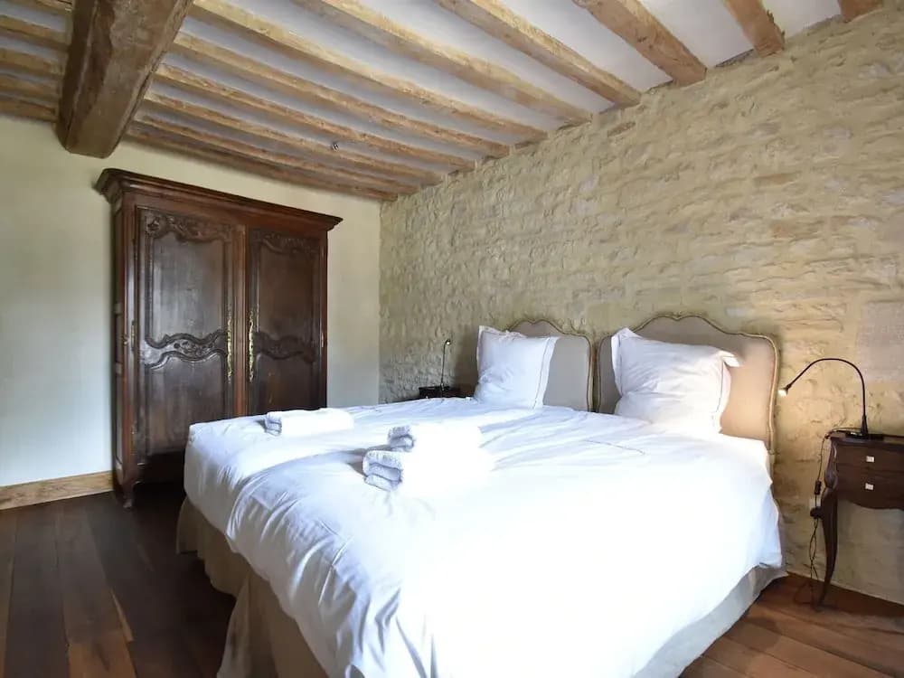 Luxurious Mansion in Castle Grounds in Lantheuil - Miniature 6