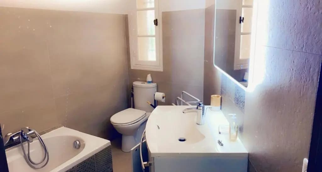 Appartement de 2 chambres avec vue sur la mer piscine privee et jardin clos a Golfe Juan a 3 km de la plage - Photo 1