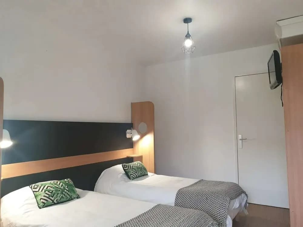 Hôtel Première Classe Bordeaux Sud - Cestas - Miniature 6