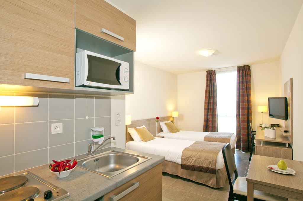 Sejours & Affaires Manosque Moulin Neuf - Photo 3