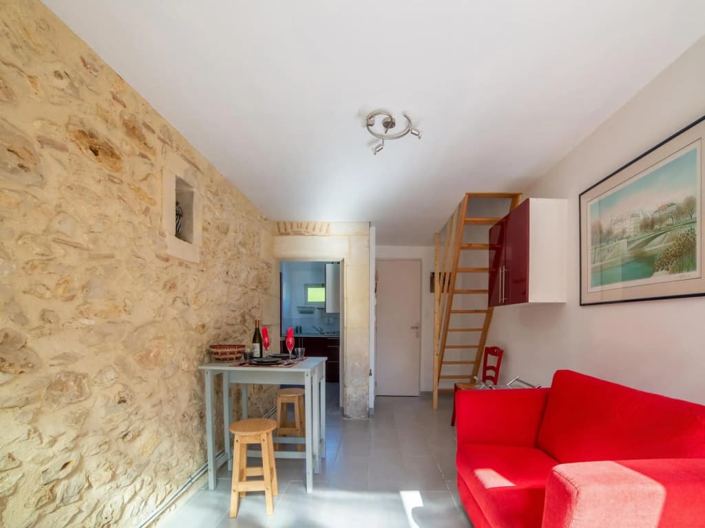 Snug holiday home in Bergerac with terrace - Miniature 7