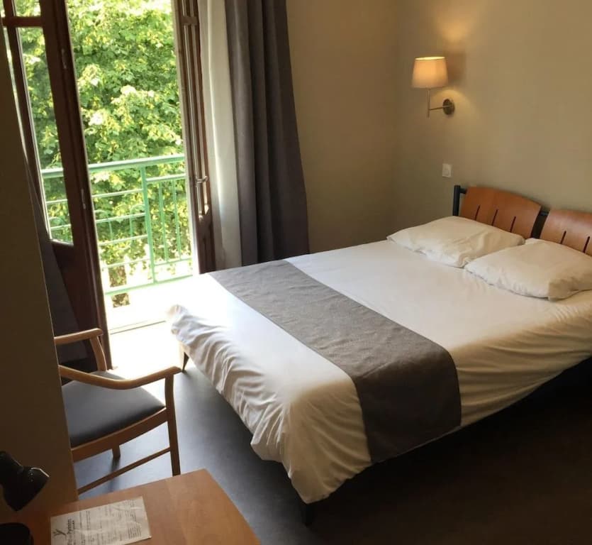 Hotel Des Pyrenees - Photo 2