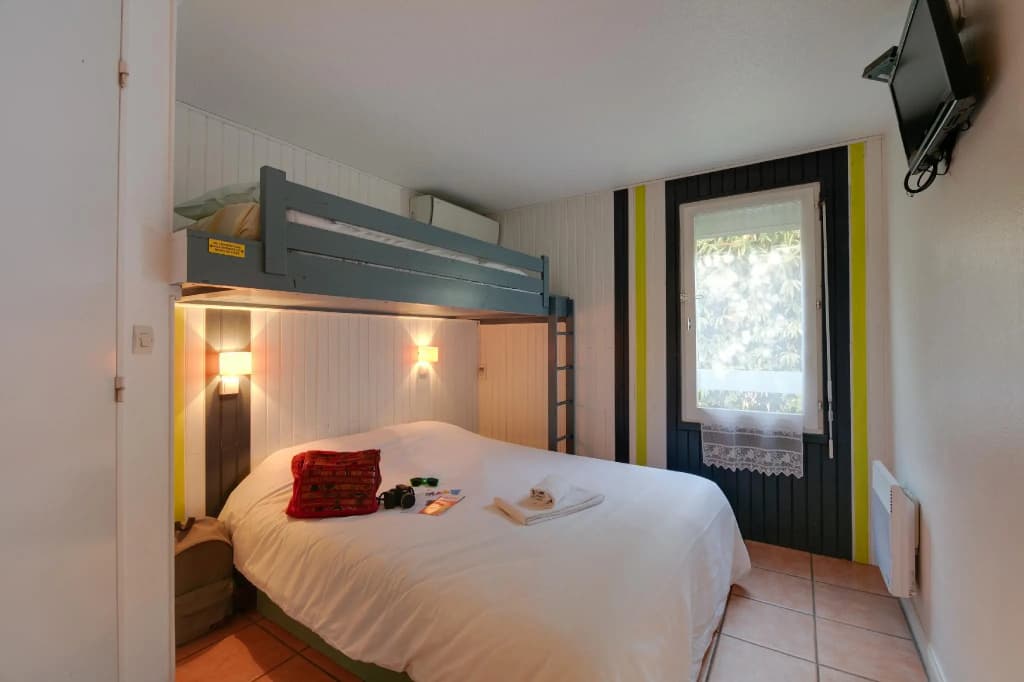 Initial by Balladins GHM Airport Hotel - Photo 2