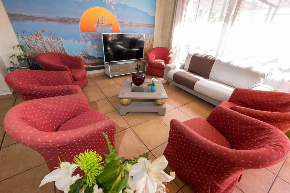 Hotel La Fregate - Photo 4
