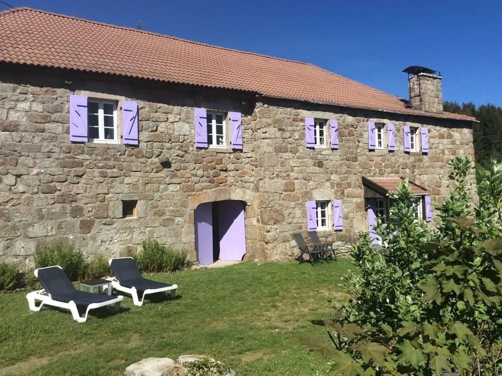 Charming Farmhouse in Cros-de-georand With Swimming Pool - Photo 3