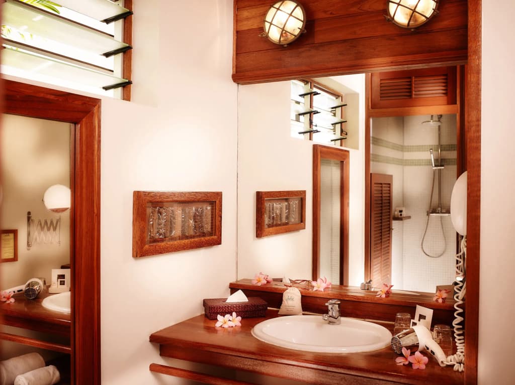 Iloha Seaview Hotel - Miniature 7