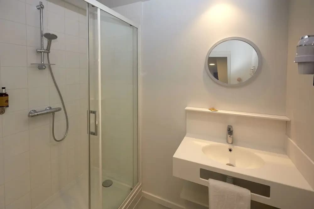 Coto Hotel - Miniature 8