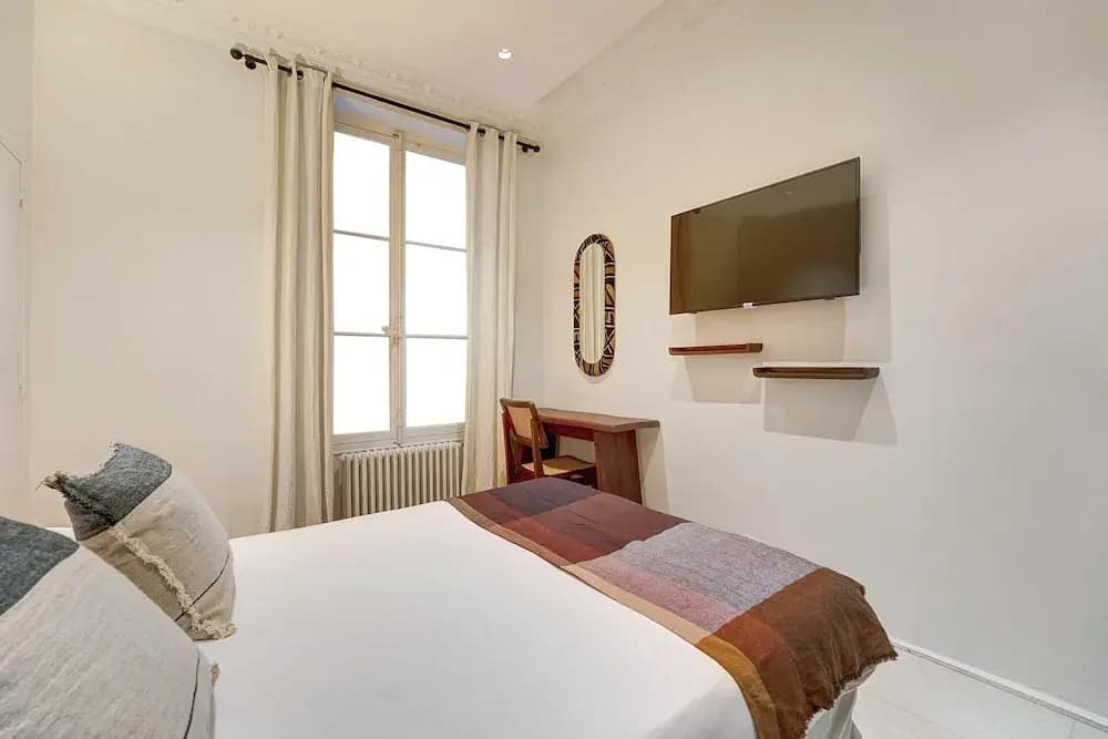 Charm and Elegance for 8p/3br - Grands Boulevards - Photo 3