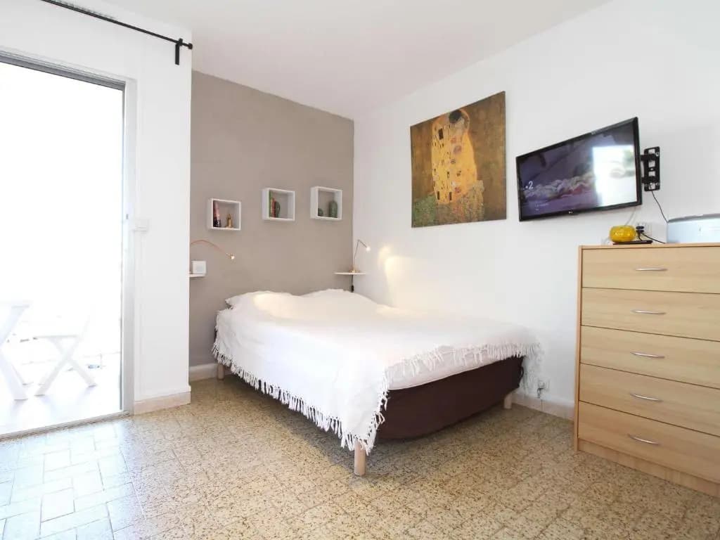 Studio Balaruc-les-Bains, 1 pièce, 2 personnes - FR-1-553-41 - Photo 2