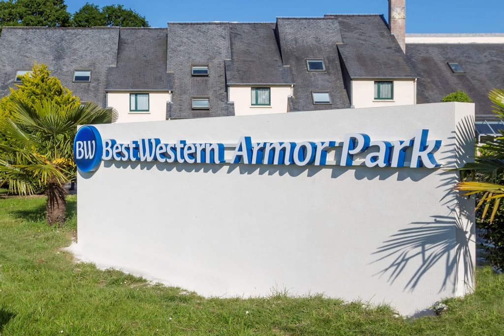 Best Western Armor Park Dinan - Photo 1