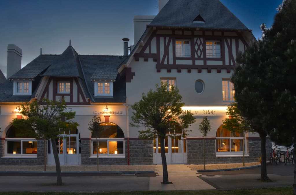 Hotel De Diane - Photo 1