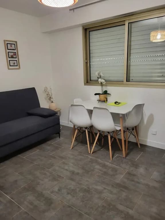 Bel air flat - Photo 1