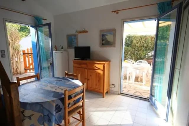 Jolie maison d'angle 4 couchages dans résidence privée à 300m de la mer PORTIRAGNES PLAGE LRHP47 - Photo 4