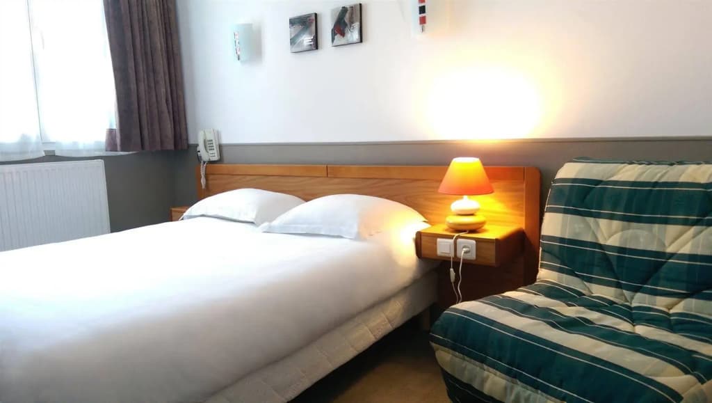 Brit Hotel Notre Dame - Miniature 6