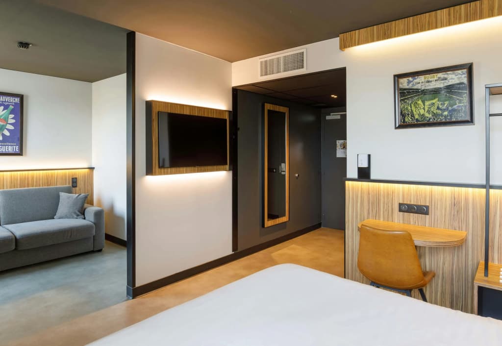 B&B HOTEL Clermont-Ferrand A71/A75 La Méridienne - Photo 4