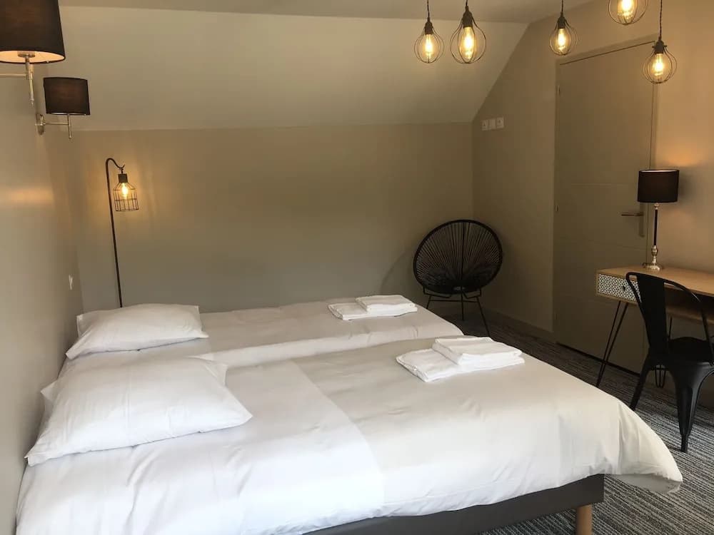Echologia Hôtel dans un lieu insolite - Photo 1