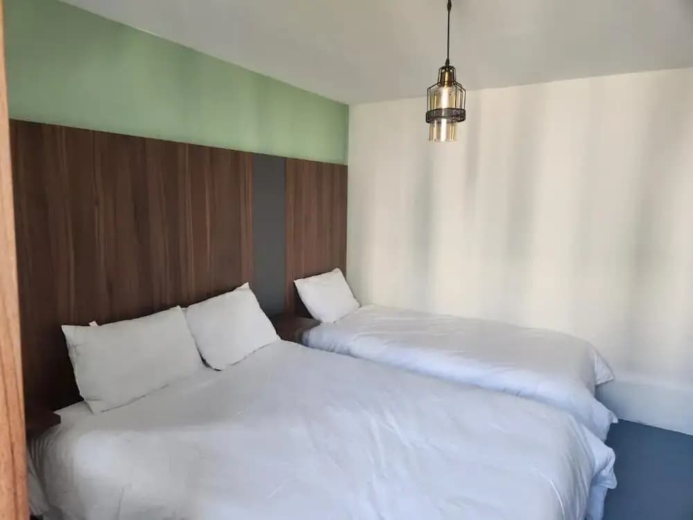 Hotel Chateaubriand - Miniature 6