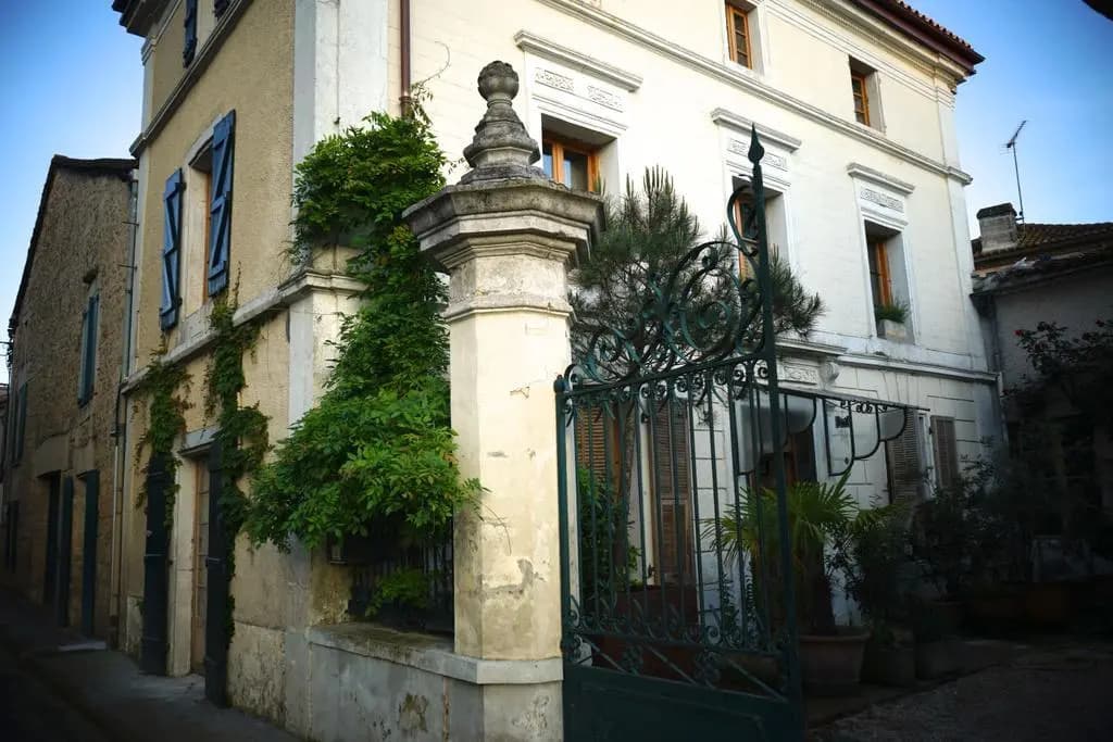 Saint Alfonso's - Photo 1