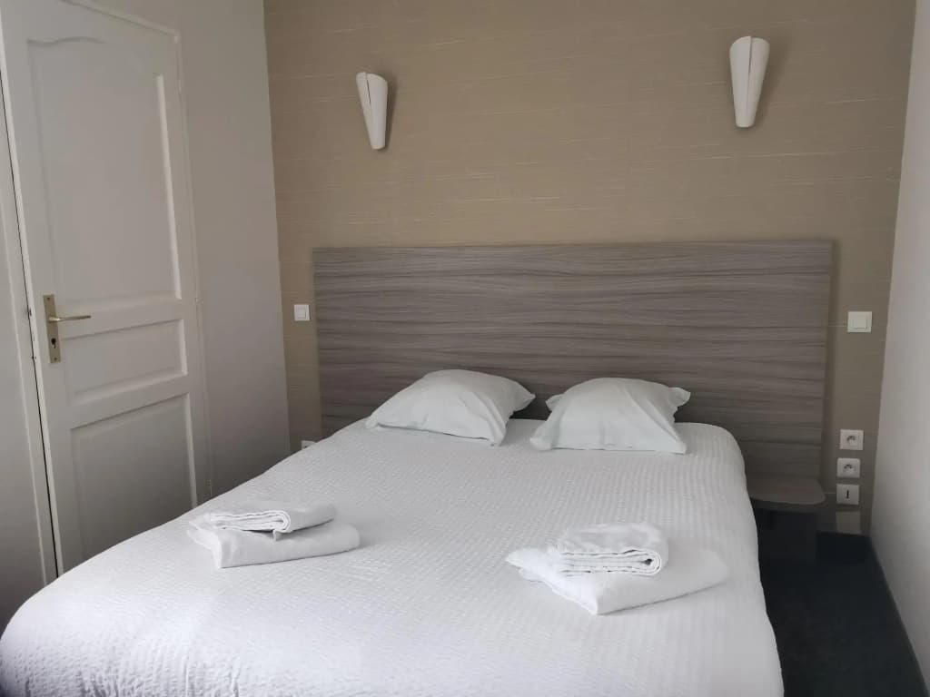 Hotel de la Gare Troyes Centre - Photo 3