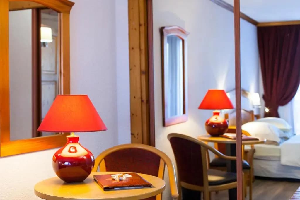 Hôtel Le Calgary - Miniature 6
