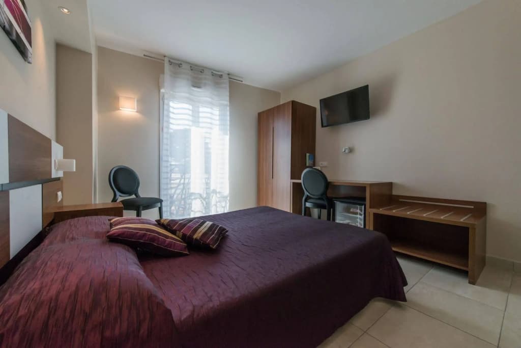 Hôtel Holidays & Work - Photo 4