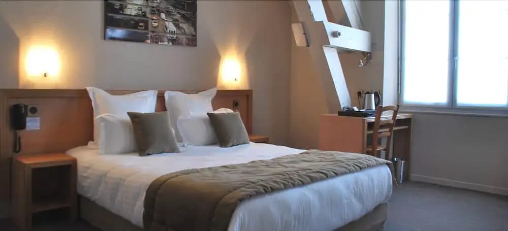 Hôtel Le Vouglans - Photo 2