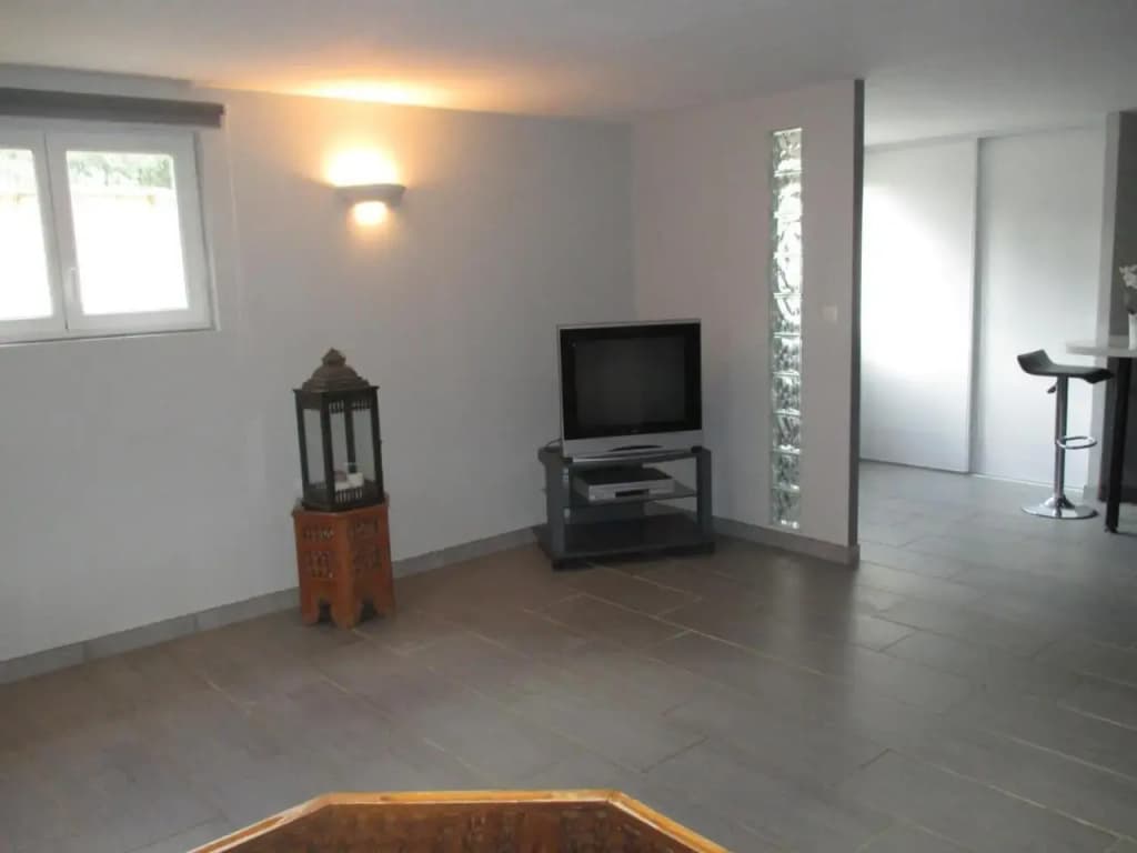 Like Home - Photo 3