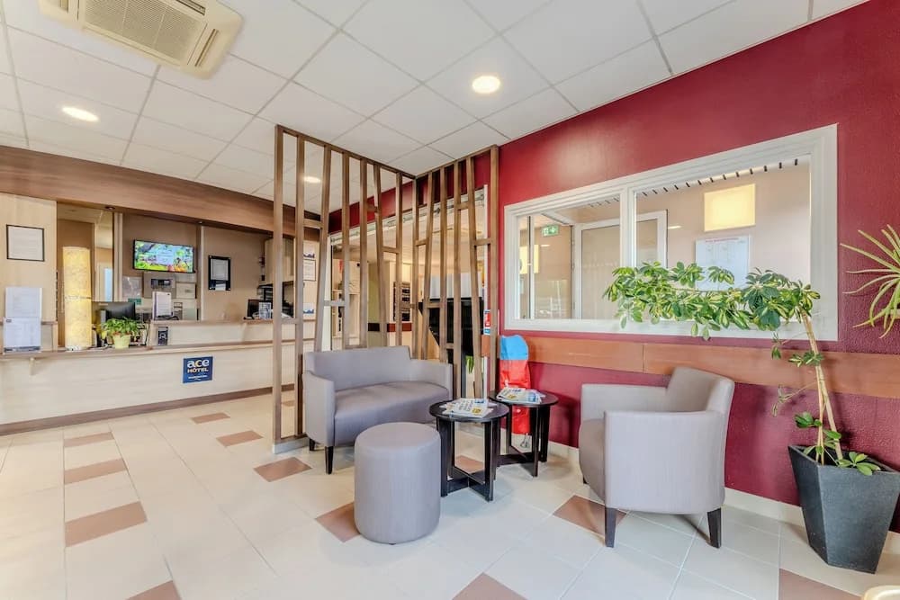 Ace Hôtel Noyelles Godault - Photo 2