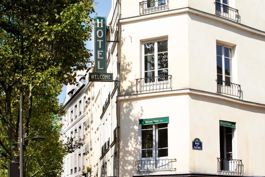 Welcome Hotel - Photo 1