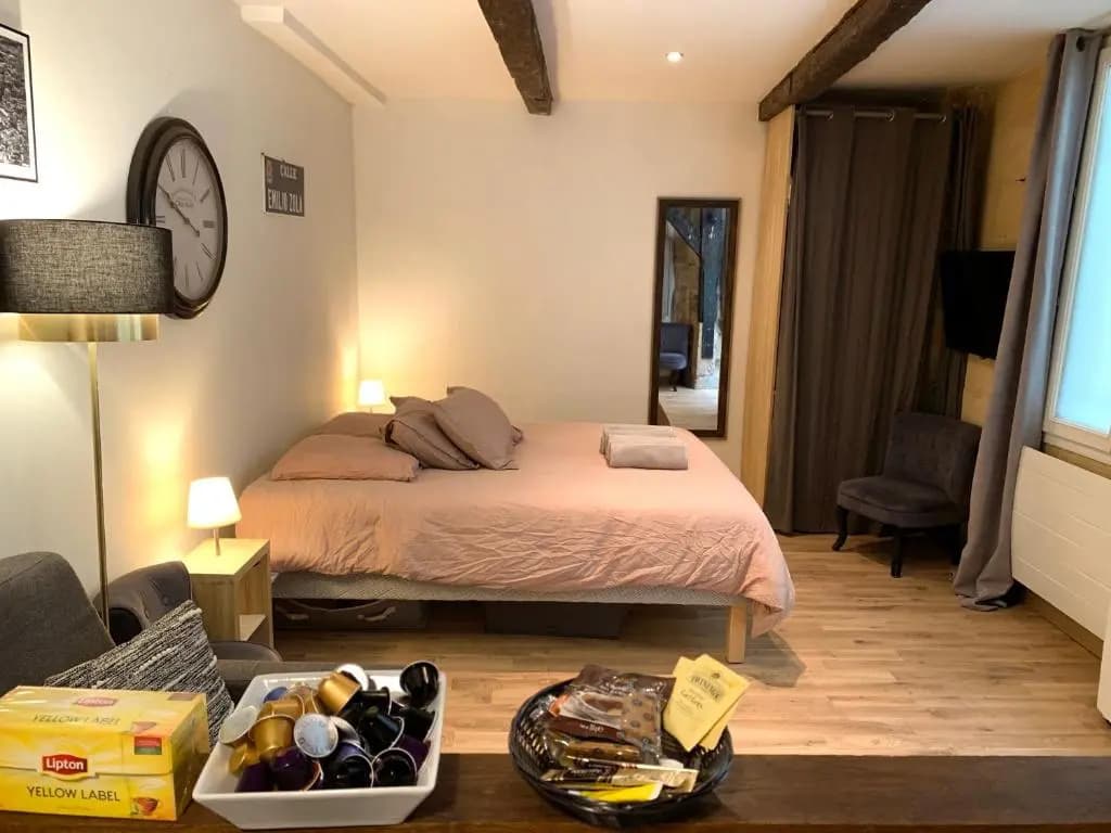 Lovely studio heart of Le Marais - Miniature 6