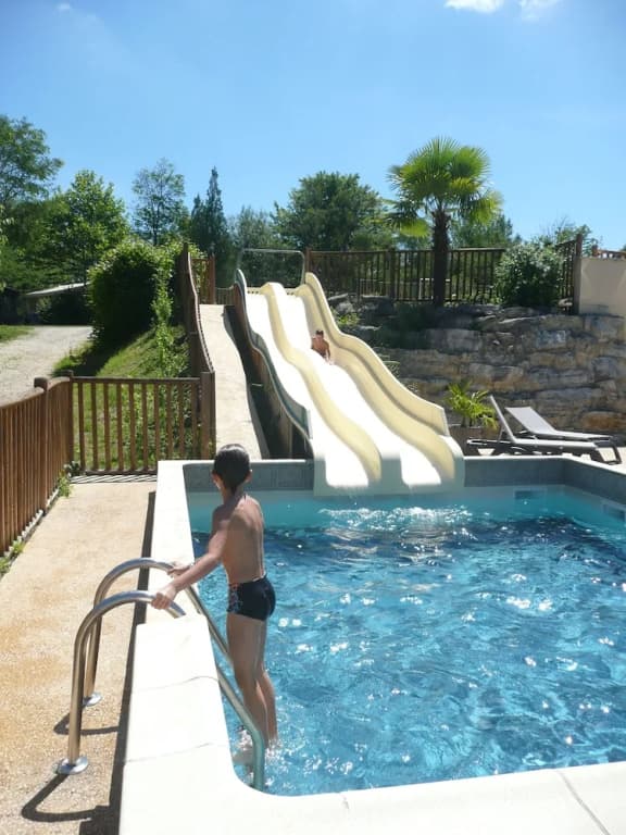 Camping Les Charmes - Photo 2