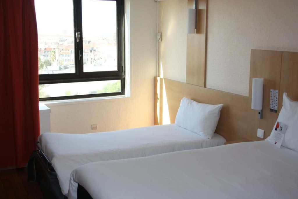 Ibis Marseille Centre Gare Saint Charles - Miniature 6