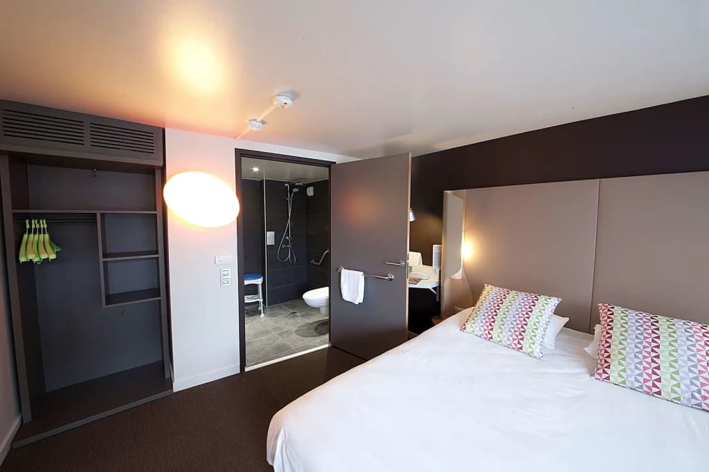 Hôtel Campanile Clermont-Ferrand Sud - Aubière - Photo 3