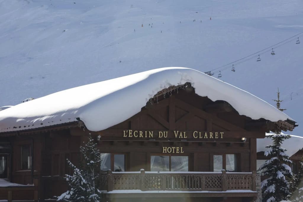 Chalet Hotel L'Ecrin - Photo 1