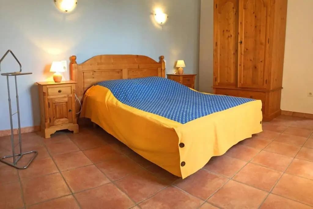 Partie d'une ferme provençale avec piscine privée, située proche d'Avignon, à Bédarrides, 6 prs, LS6-342-FRAGOUN - Photo 3