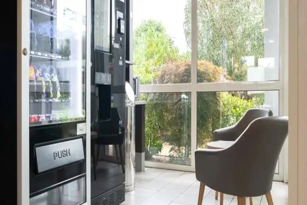 B&B HOTEL Evreux - Miniature 8