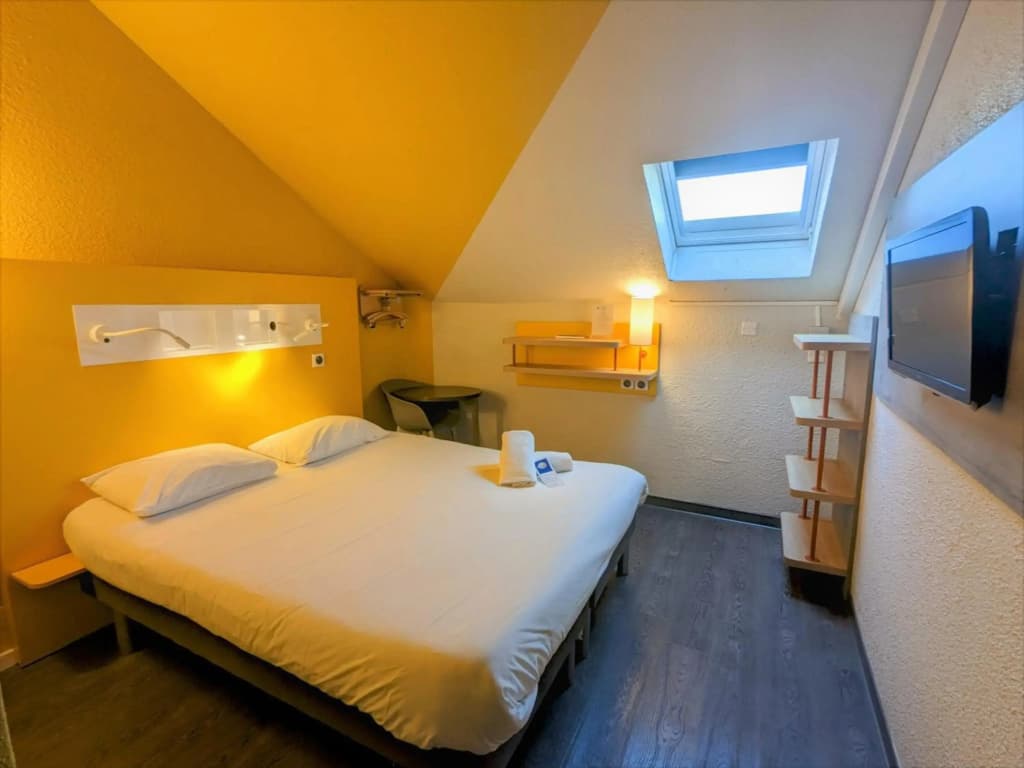 Ibis Budget Marseille Vieux Port - Miniature 6