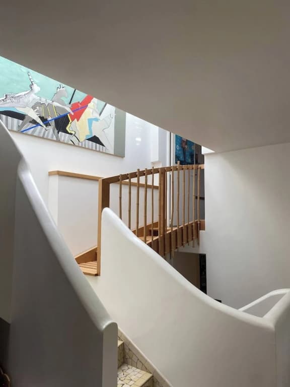 Stunning Architect House with courtyard - Miniature 7