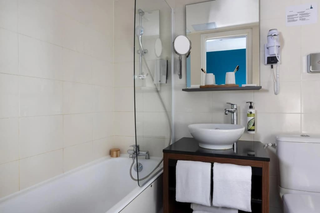 Hotel Montparnasse Alesia - Miniature 8
