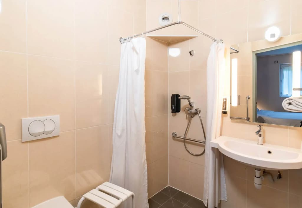 B&B Hotel Limoges 1 - Miniature 8