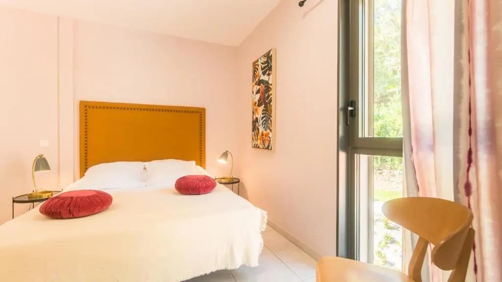 "Le Soleil Levant" avec balcon et parking privé, 2 adultes et 1 enfant - Photo 3