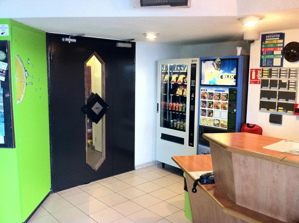Lemon Hotel - Tourcoing - Photo 2