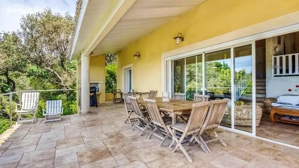 Villa With 4 Bedrooms in Rayol-canadel-sur-mer, With Wonderful sea Vie - Miniature 6