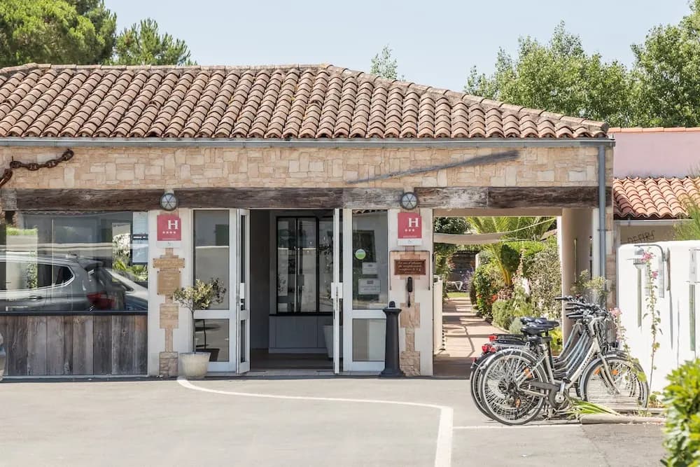 Hôtel Ile de Ré - Photo 1