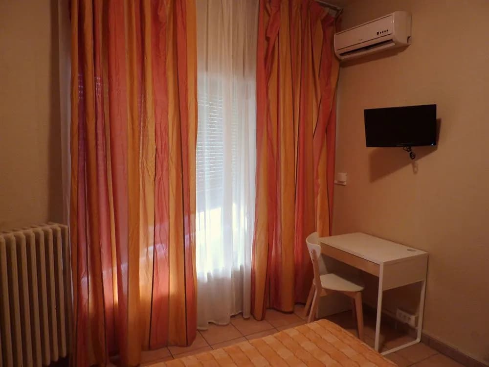 Mistral - Photo 4